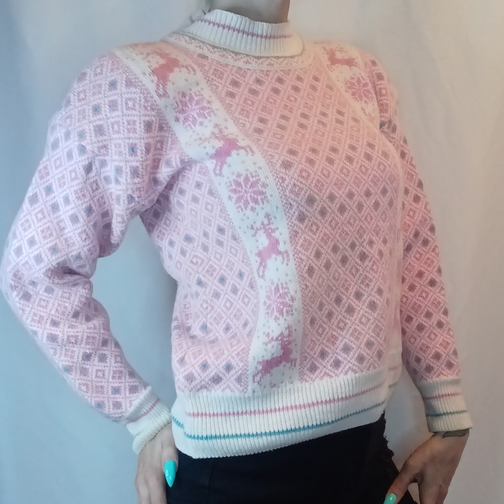 Vintage Northern Isles Pastel Knit Sweater with Reindeer & Snowflakes.